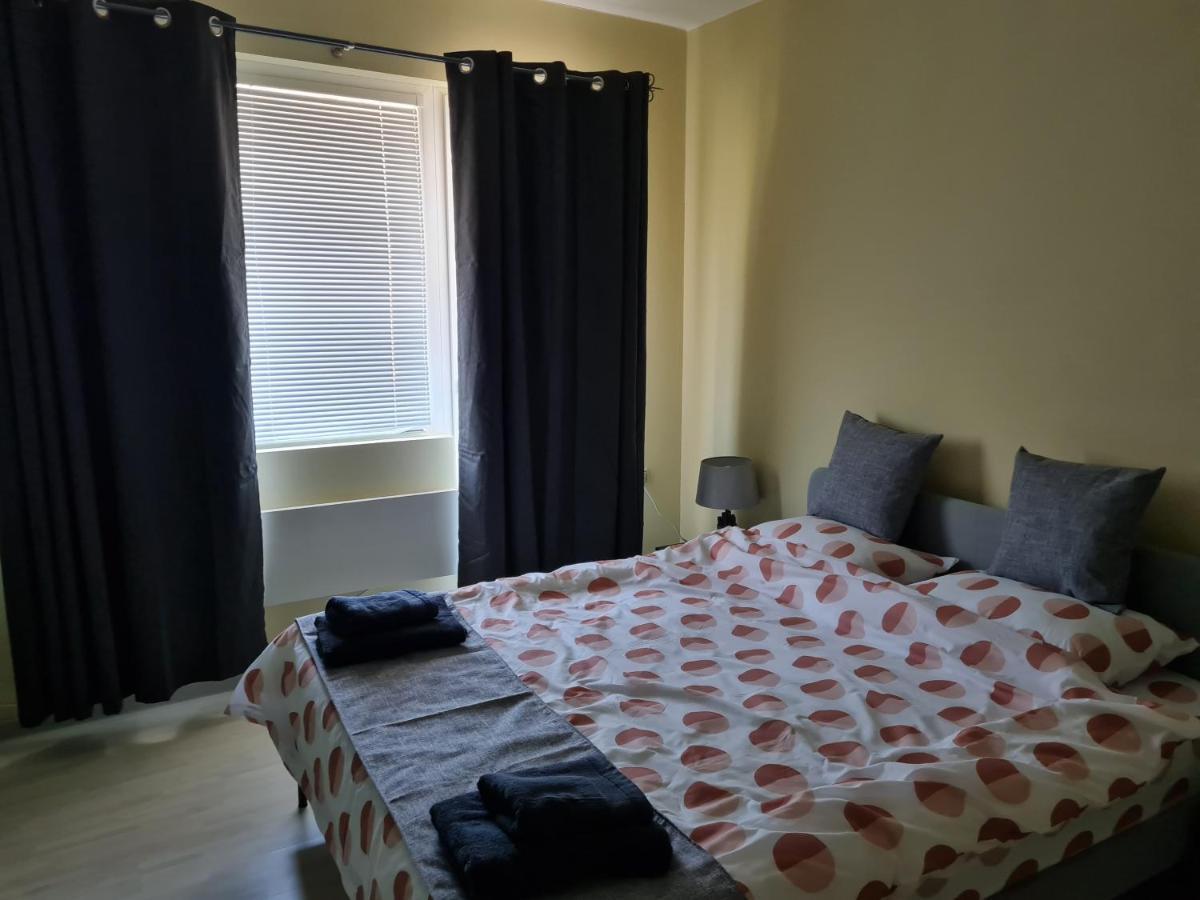 Spacious Apartment "Sunny Sofia" In The Heart Of Varna City Екстериор снимка