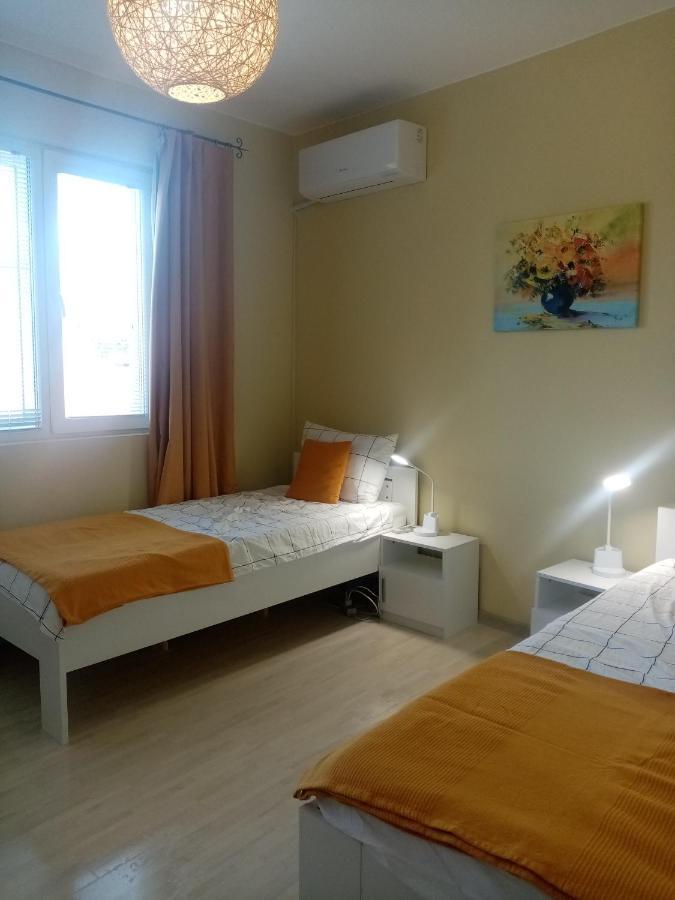 Spacious Apartment "Sunny Sofia" In The Heart Of Varna City Екстериор снимка